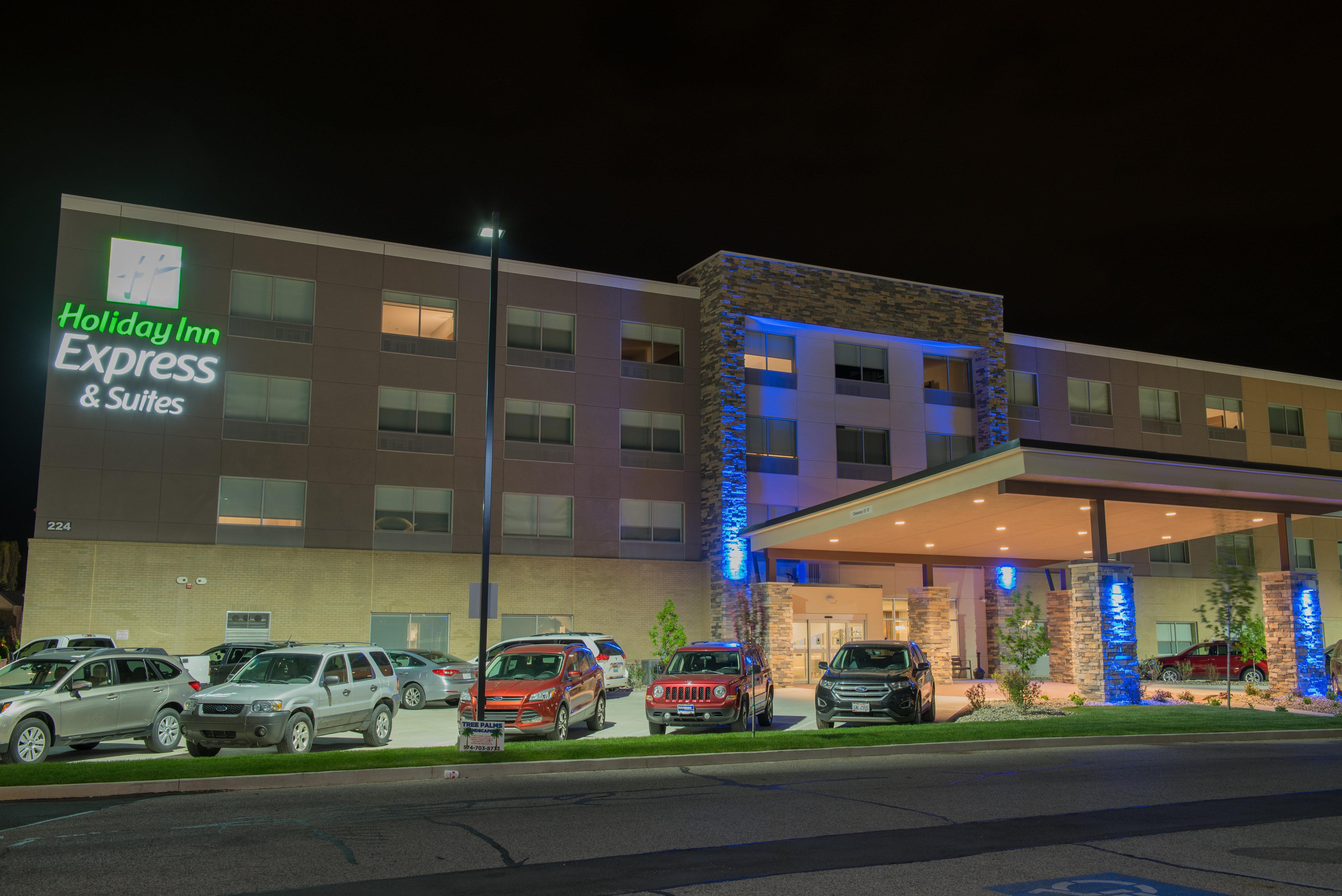 Holiday Inn Express & Suites - Orland Park Mokena By Ihg Buitenkant foto